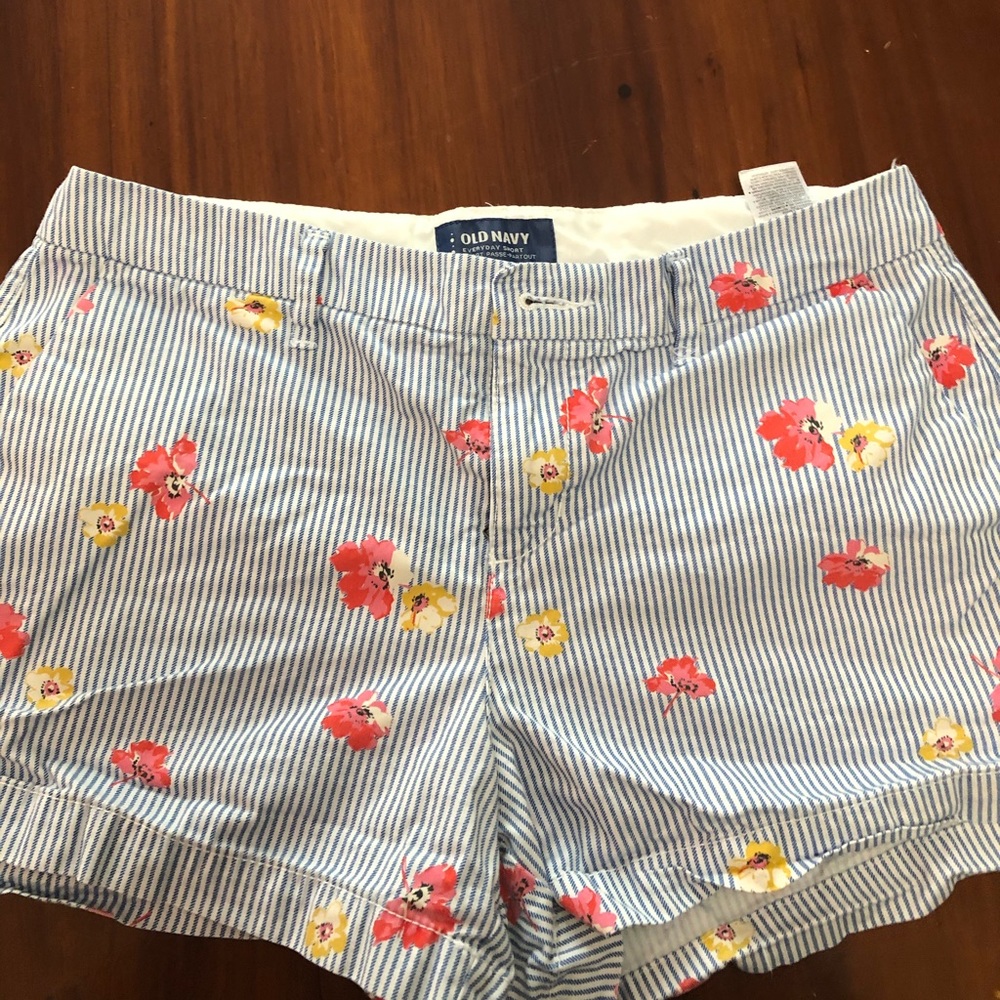 Old navy shorts